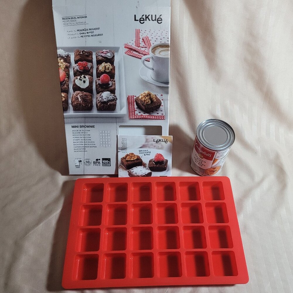 Lékué Silicone Brownie Mold - 24 cavities